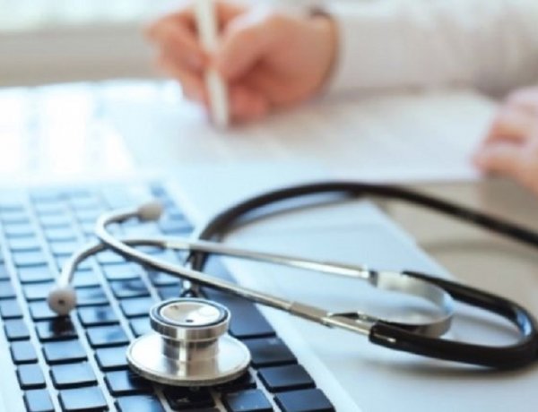 Biztonságos egészségügy – Telefonon hívjuk az orvosokat a járvány ideje alatt