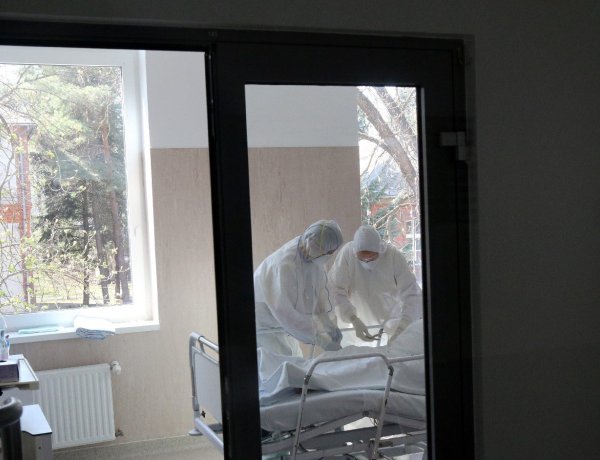 Nyolc krónikus beteg hunyt el a koronavírus miatt, 142-re emelkedett az elhunytak száma