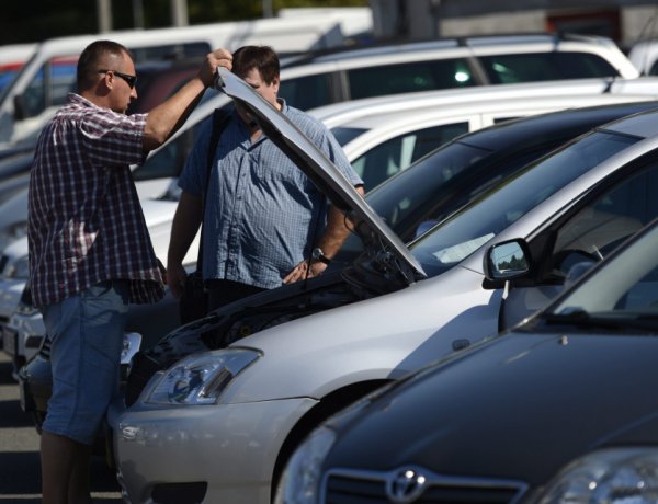 Egyik napról a másikra lefagyott az autós piac, de más a helyzet, mint 2008-ban volt