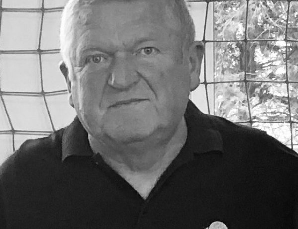 Egy jó emberrel lettünk szegényebbek  - Elhunyt Sallai József kosárlabdaedző, testnevelő