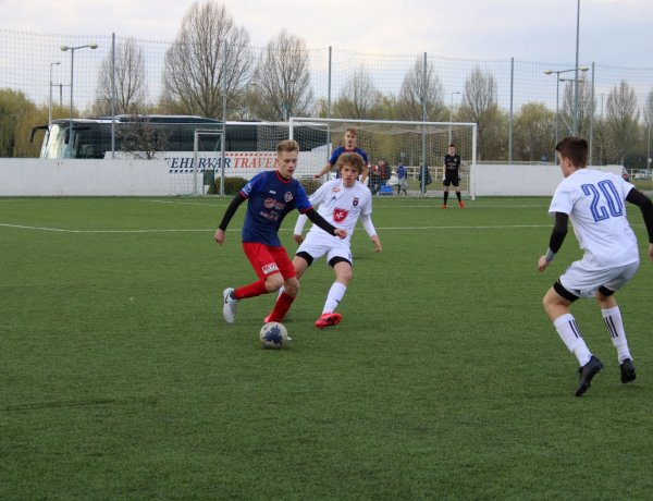 A pályán szeretnék kiharcolni a feljutást - A Bozsik Akadémia csapatai osztályt válthatnak