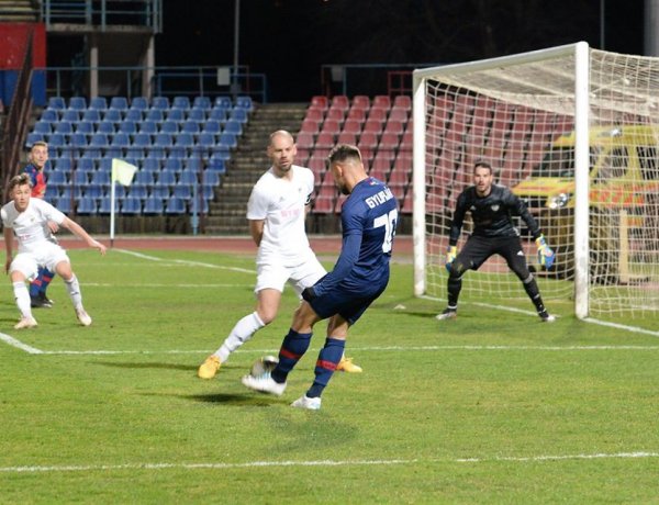 Módosított szponzori szerződés - A bajnokság továbbra is felfüggesztve 