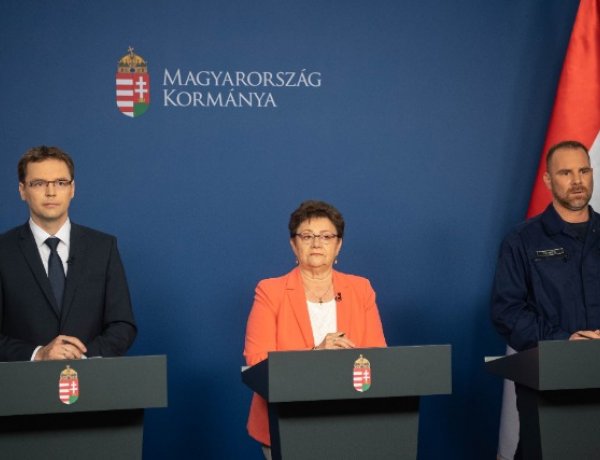 Izer: Az adócsökkentések segítik a munkahelyek védelmét és a gazdaság újraindítását