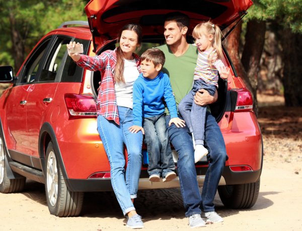 Közel 3300-nál jár a nagycsaládosok autóvásárlási programjában megvásárolt autók száma