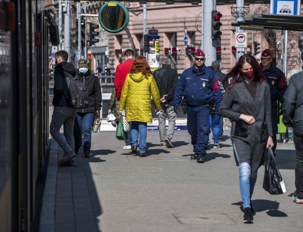 A kormány szerdai ülésén tárgyalja a május 3. utáni új kijárási szabályokat