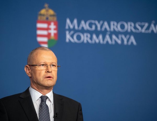 A hiteltörlesztések felfüggesztése a lakosságot és vállalkozásokat is tehermentesíti