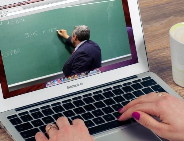 Bevált az online oktatás – A számonkérés okoz nehézséget a tanároknak
