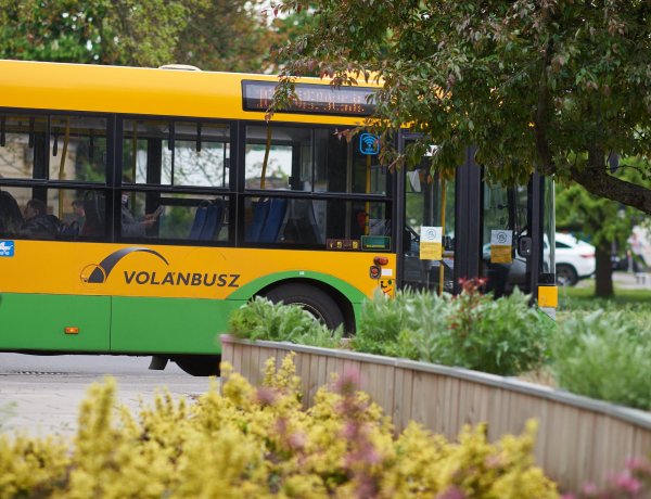 Újra közlekedik az 1A és hétvégén sűrűbben indulnak a 8-as vonalon az autóbuszok