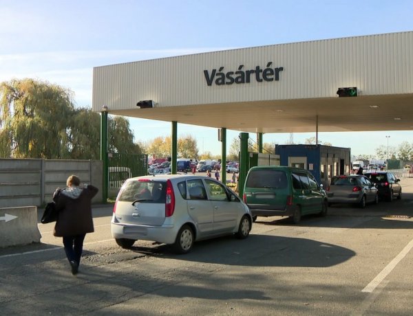 10 és 12 óra között csak a 65 éven felüli vásárlók tartózkodhatnak a KGST piac területén!