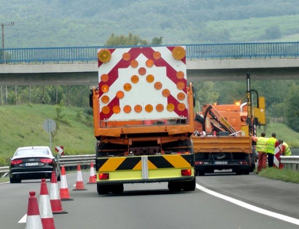 Burkolatjavítás miatt forgalomkorlátozás lesz az M3-as autópályán Gyöngyös térségében