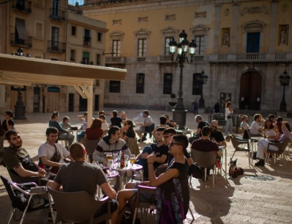 Lassul a világban a koronavírus terjedése - A fertőzés továbbra is 187 országban van jelen