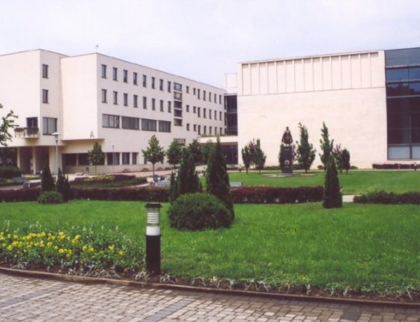 Marad a távoktatás a Nyíregyházi Egyetemen a koronavírus-járvány miatt