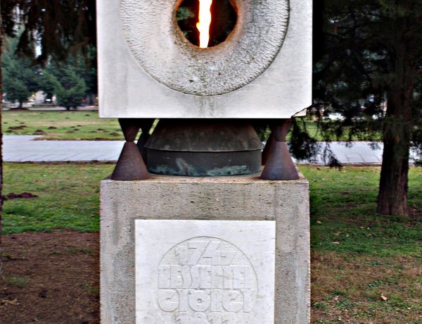 Amiről az utcák mesélnek – Bessenyei György nyíregyházi kultusza (2. rész)