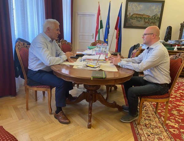 Húsz éves testvérvárosi kapcsolat – Nyíregyházára látogatott Szatmárnémeti polgármestere