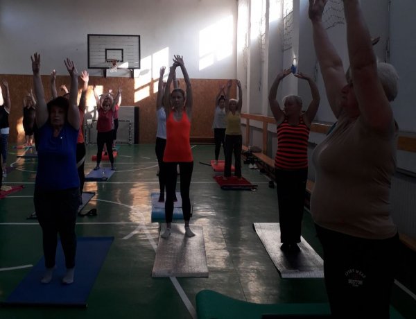 Oroson már beindult a közösségi sportélet, piláteszeznek egy önkormányzati pályázatban