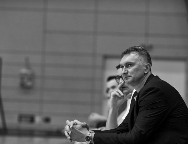 Búcsú a legendás nyíregyházi kosarastól - Isten veled Ernő !