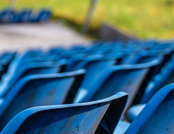 Mától visszatérhetnek a nézők a szabadtéri sportrendezvényekre