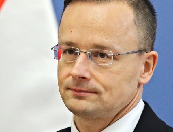Szijjártó: Az emberi élet megmentése nem lehet egészségügyi kapacitás kérdése