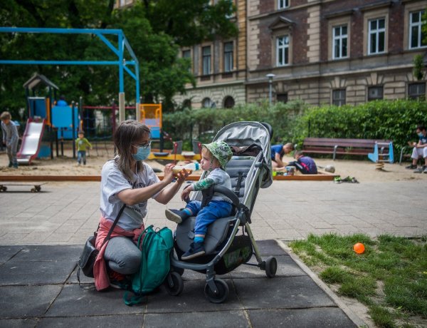 Mire figyeljünk, ha játszótérre megyünk? Hasznos tanácsok, melyeket érdemes betartani!
