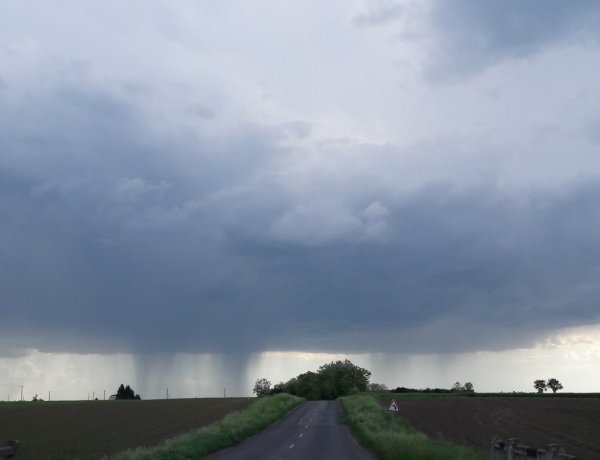 Szerdán még előfordulhatnak záporok, zivatarok – Ilyen időjárásra számíthatunk