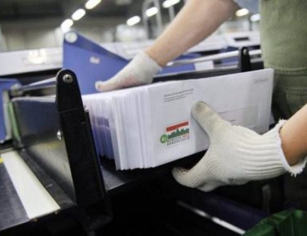 Dömötör Csaba újabb kérdéseket jelentett be a nemzeti konzultációból