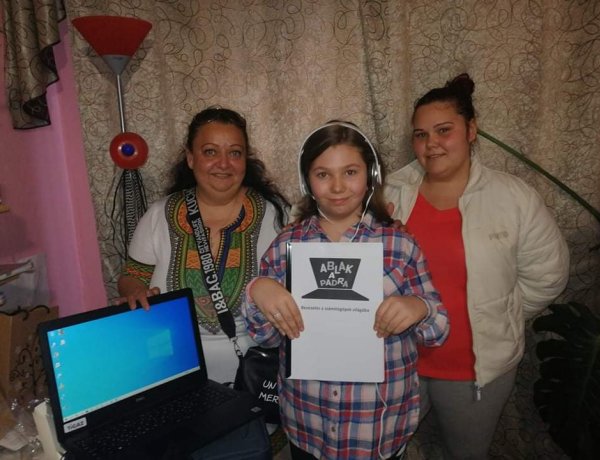 Egy laptop nemcsak eszköz, hanem kézzelfogható esély - Összefogás a gyerekekért