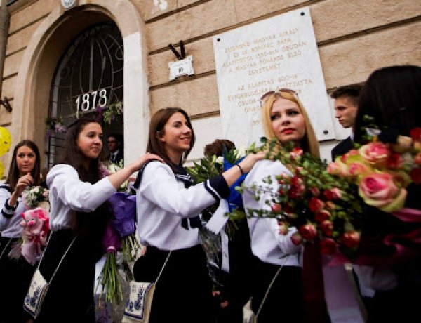 Péntektől országszerte elkezdődnek az általános iskolai ballagások