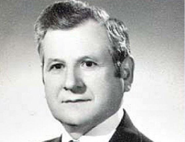 Amiről az utcák mesélnek... - Emlékezés dr. Jósvai Lászlóra 