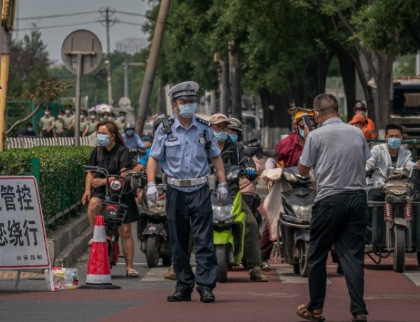 Pekingben újabb korlátozásokat vezettek be - Tovább nőtt a koronavírusos fertőzöttek száma