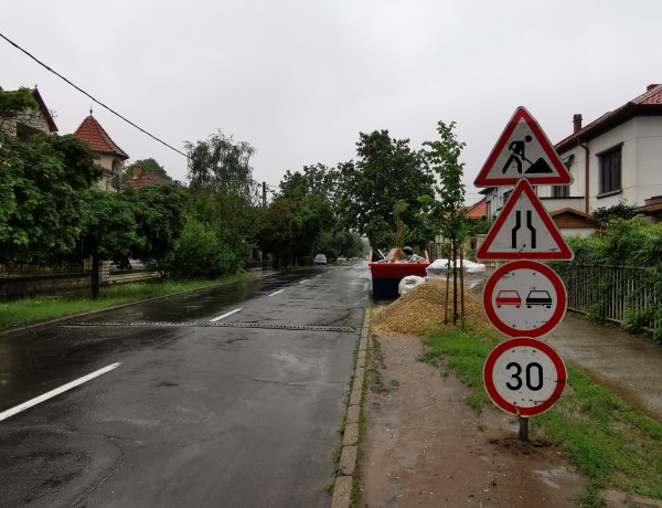 Karbantartási munkálatok - Útszűkület van mindkét irányban a Krúdy Gyula utcán