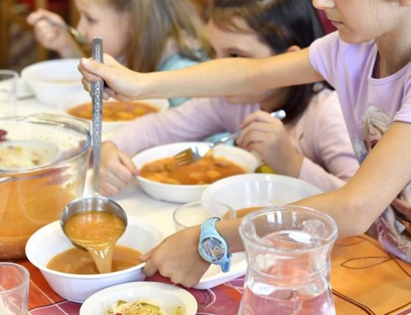 Megduplázza a nyári gyermekétkeztetésre szánt állami forrást az önkormányzat