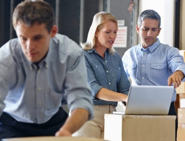 Újabb összegekkel támogatja a kormány a vállalatok válság alatti beruházásait