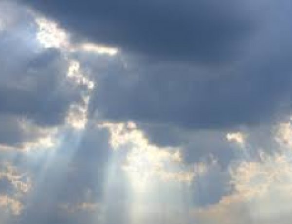 Változóan felhős idő mellett napsütés is várható - Kialakulhatnak záporok, zivatarok is