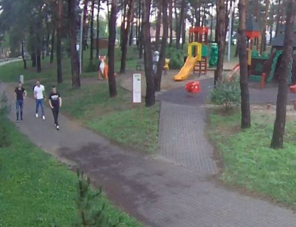 Megvertek egy férfit Nyíregyházán – A rendőrök keresik őket 