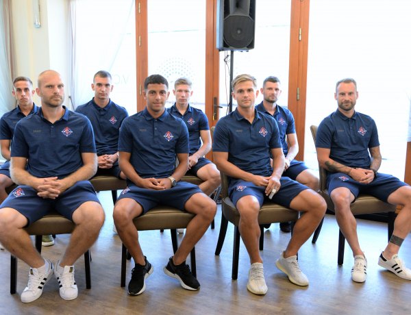 Elkezdődött a szezon - Szurkolói ankéttal nyitotta az idényt a Szpari