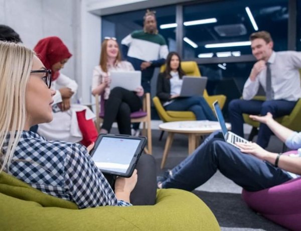 Annyian dolgoznak a munkaerőpiacon, mint a koronavírus-járványt megelőzően