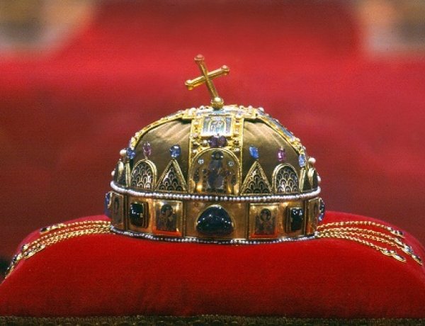 Megtartja az Önkormányzat az augusztus 20-i ünnepséget, de nem a megszokott keretek között