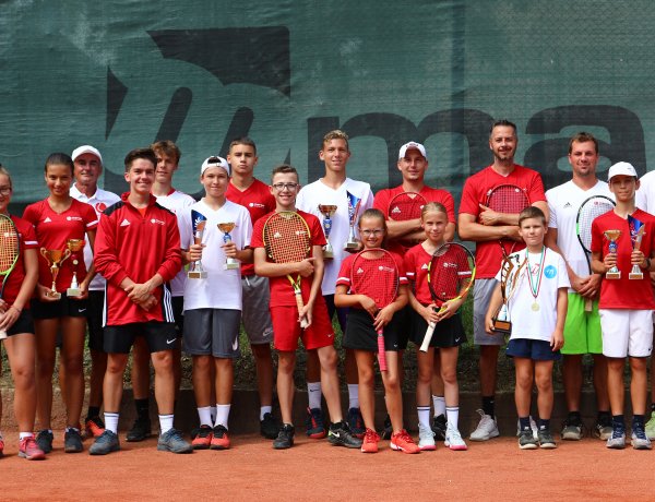 Nyíregyházi sikerek a teniszezők Korosztályos Vidék Bajnokságán