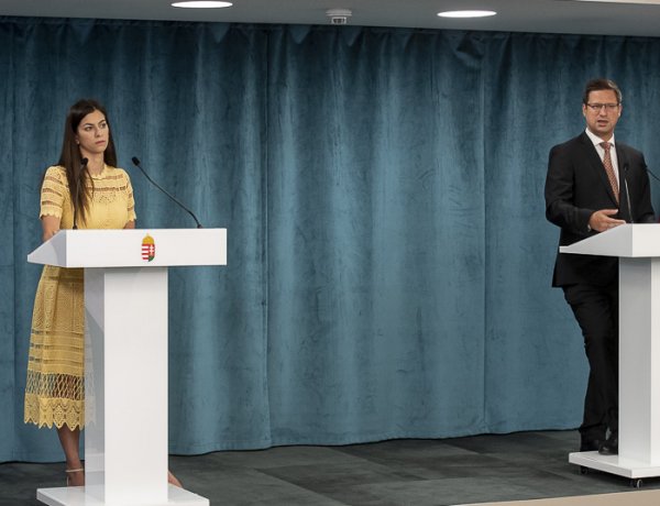 Kormányinfó: fokozott óvatossággal utazzon mindenki külföldre!