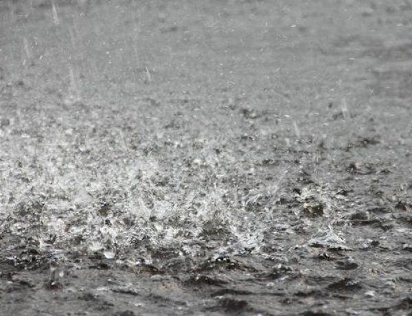 Országos Meteorológiai Szolgálat : másodfokú riasztások felhőszakadás veszélye miatt