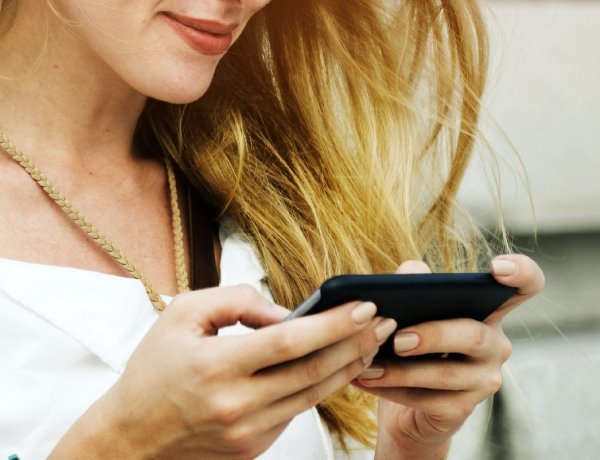 Ingyenes applikációval segíti a NAV a vállalkozásokat          