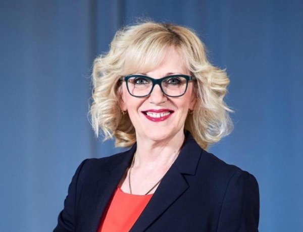 Új kancellár a Nyíregyházi Egyetemen: Halkóné dr. Rudolf Évát bízták meg