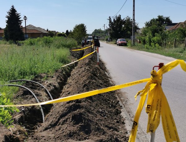 Útszűkületre és sebességkorlátozásra számíthatnak az Alkotás utcán közlekedők