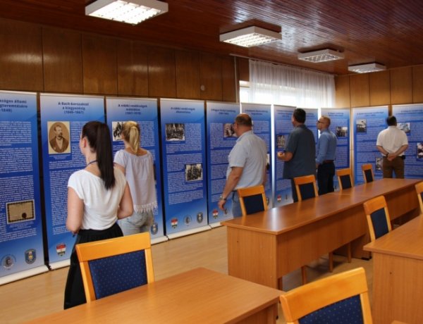 Nyíregyházára érkezett a magyar rendőrség története című vándorkiállítás