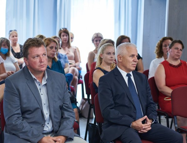 Védőnőket köszöntöttek Nyíregyházán – Megváltozott a szakemberek munkája a vírus idején