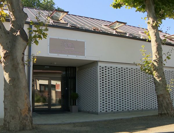 Nappali ellátó – Új szolgáltatásokkal várják az ellátásra szorulókat az Őz utcában