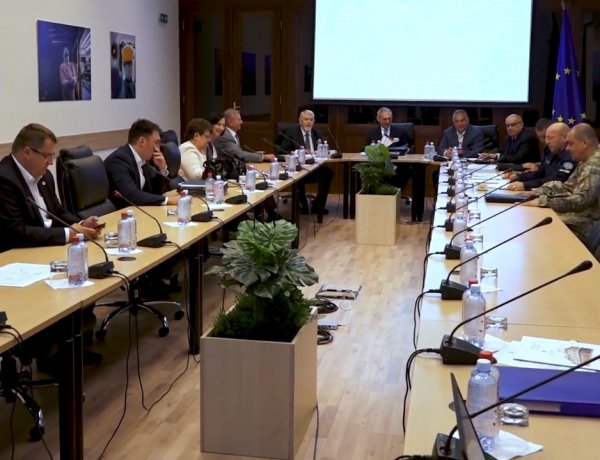 Orbán Viktor: szigorú határvédelmi intézkedéseket rendeltünk el