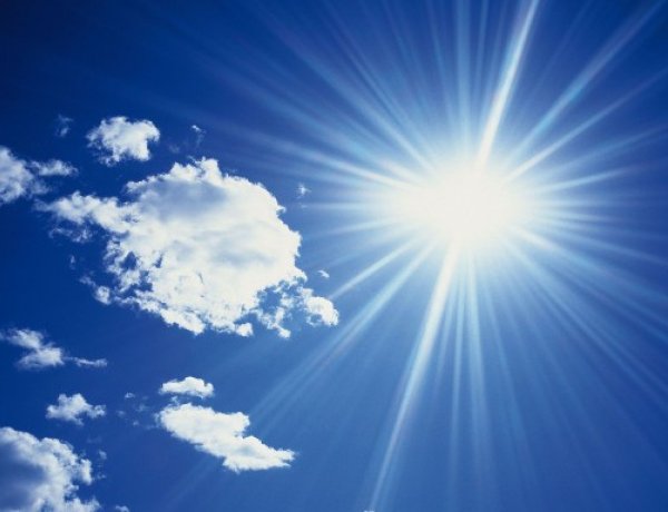 Hőséggel búcsúzik a nyár - Sok napsütés várható fátyolfelhőkkel