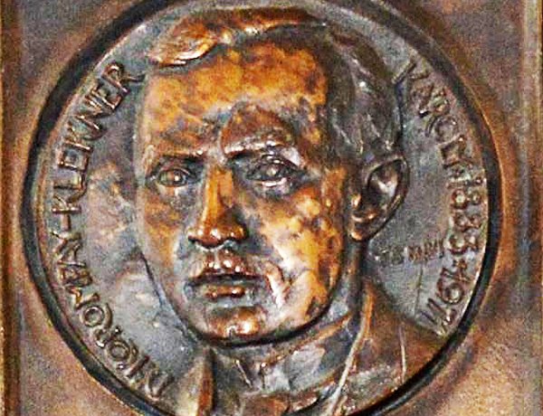 Amiről az utcák mesélnek... - Dr. Korompay-Klekner Károly   