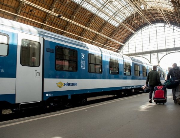 Visszatéríti a szeptemberre megváltott nemzetközi vonatjegyek árát a MÁV